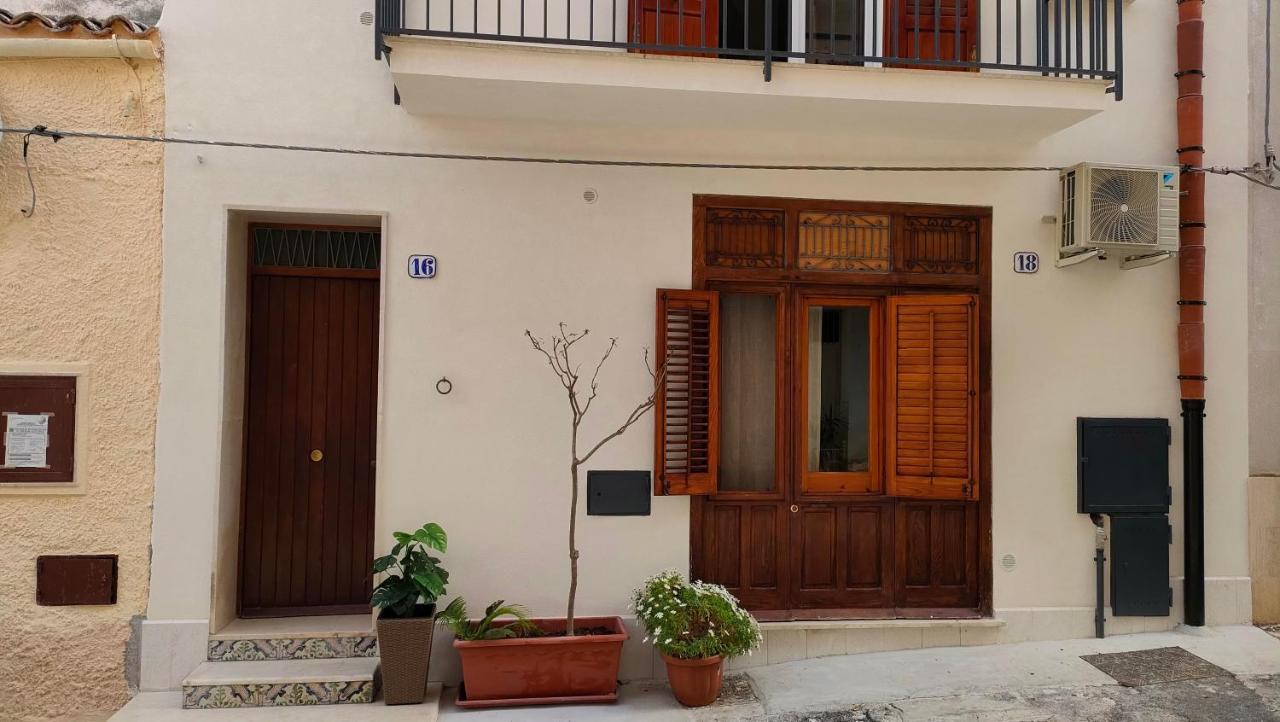 Casa Vacanze Gloria Castellammare del Golfo Ngoại thất bức ảnh